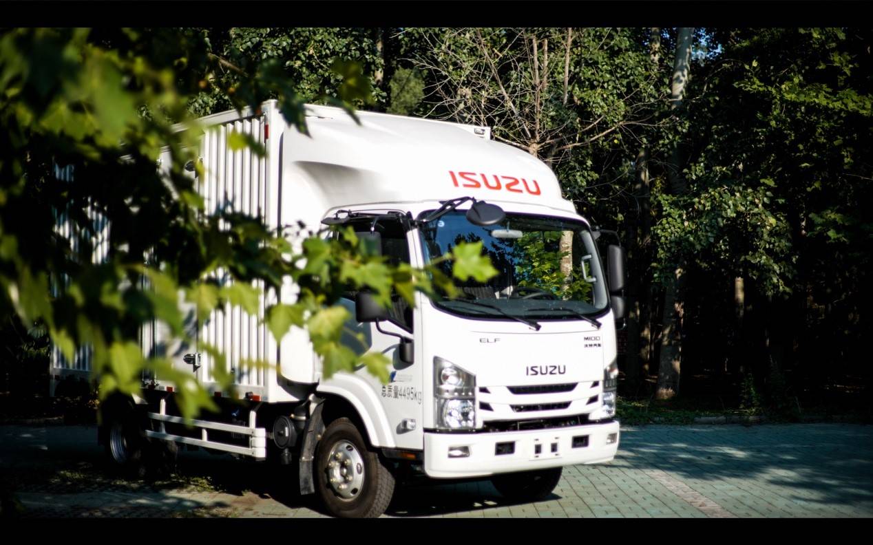 庆铃五十铃全新m100轻卡豪华大礼包,11.98万轻松带回家