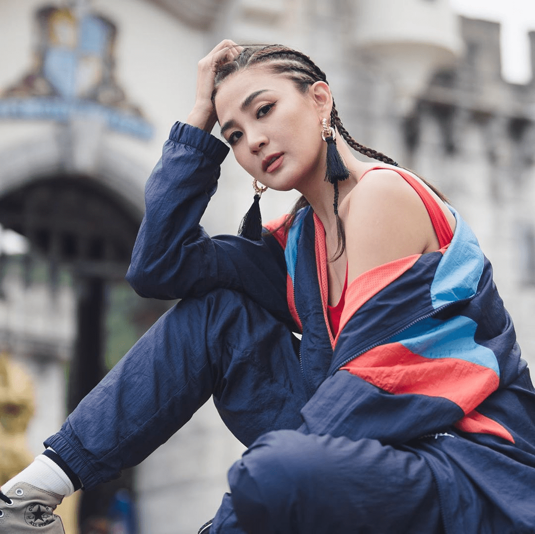 洪小铃罕曝近况!独自看病面容憔悴显凄凉,曾因放羊的星星爆红