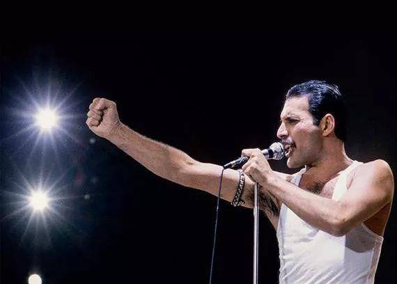 生命的最后七年,一直和男友jim hutton住在伦敦西区的豪宅里