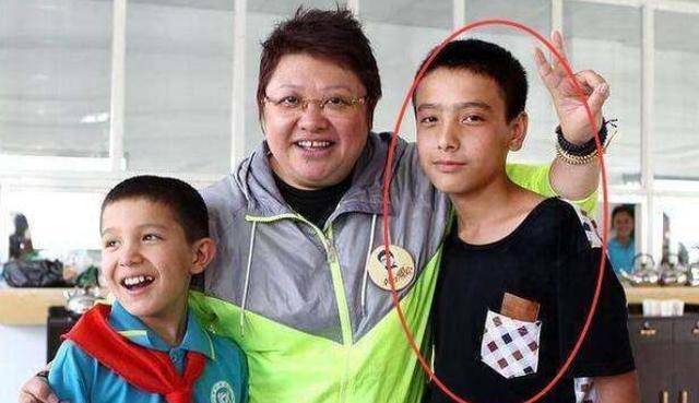 嫁的原因之一,其实还有着另外一点,而这点和另一个人有关,那就是栾树