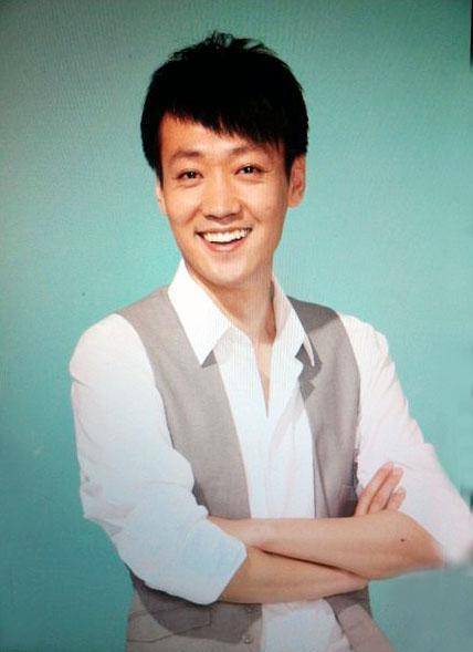 《八佰》辛柏青说妻子:朱媛媛与我妈好得让我嫉妒_手机搜狐网