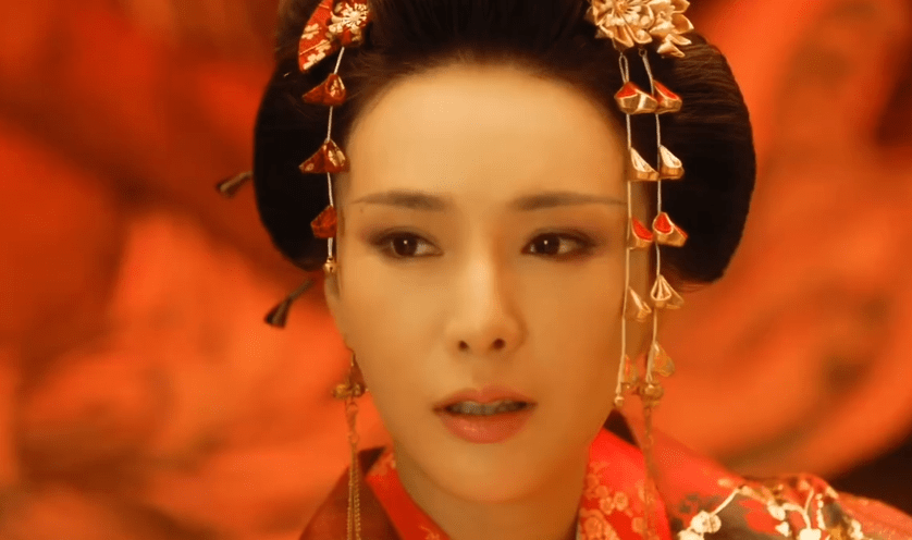 举牌女郎也很有看头啊_潘彦妃