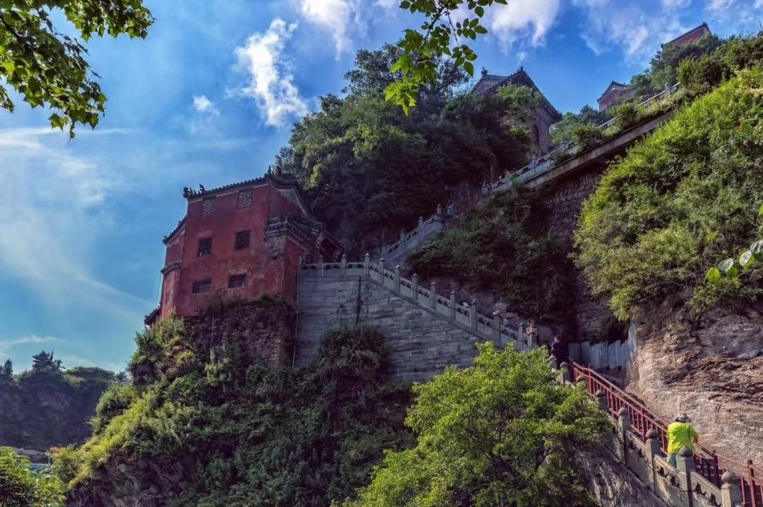 所以没有一个人是高大上的绝对存在,连玉玉虚门下十二金仙被消去顶上