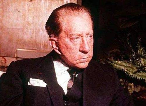 最抠门的亿万富豪,孙子遭绑架索要赎金,他:我孙子多,不交!_保罗·盖蒂