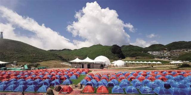 讓八面山成為夏季休閒度假,避暑攬勝的天堂.星空帳篷,乾淨整潔.