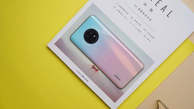 原创华为畅享20plus樱雪晴空图赏这才是猛男专用樱粉色