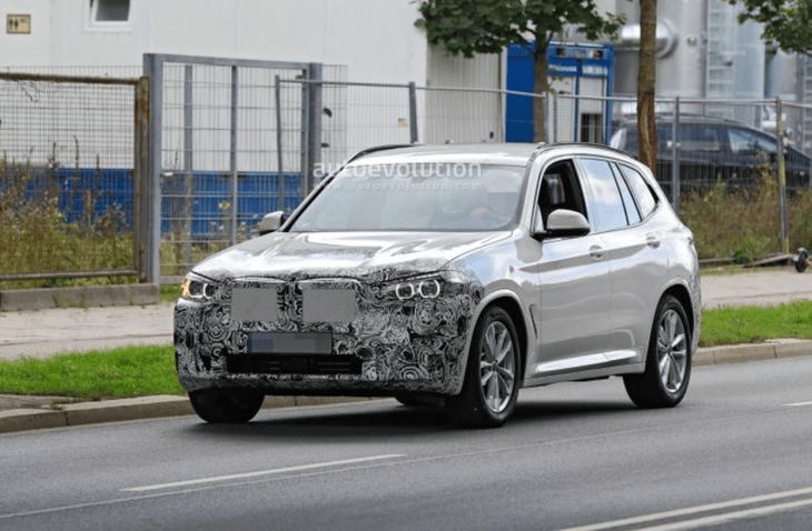 新款宝马x3路试谍照曝光外观调整或将推出混动车型