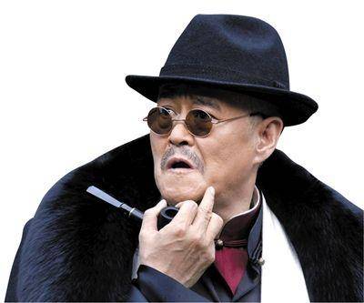 赵本山的飞机是加拿大公司制造的公务机,造价大约合人民币2亿元左右.