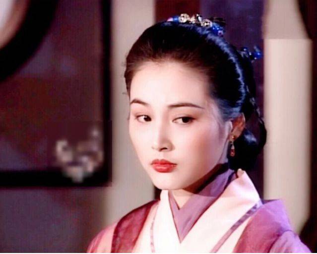 她在神雕侠侣中美到让人窒息,却没能走红,之后因扮丑大火_张延