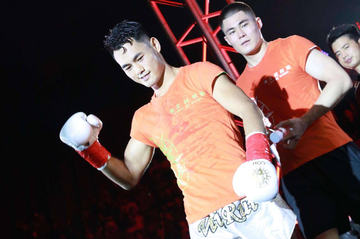 妖刀魏锐完爆峨眉少侠约战邱建良我技术比你好