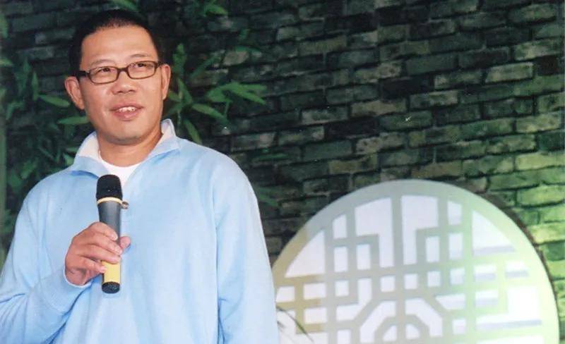 马云想不到,农夫山泉老板冲上中国首富!虽然只当了半小时_钟睒睒