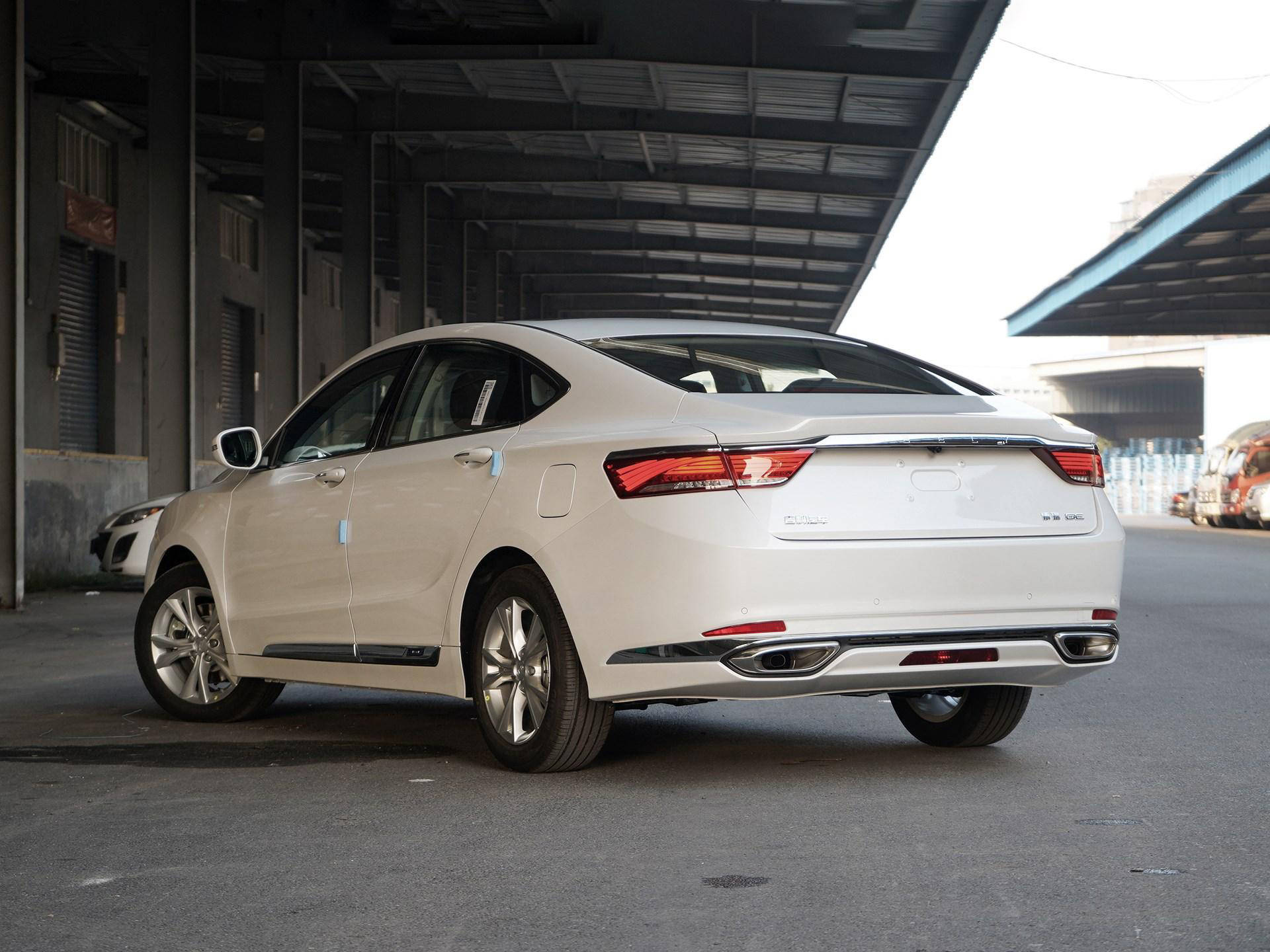 博瑞号称最美国产车18t四缸越级配置才1368万起