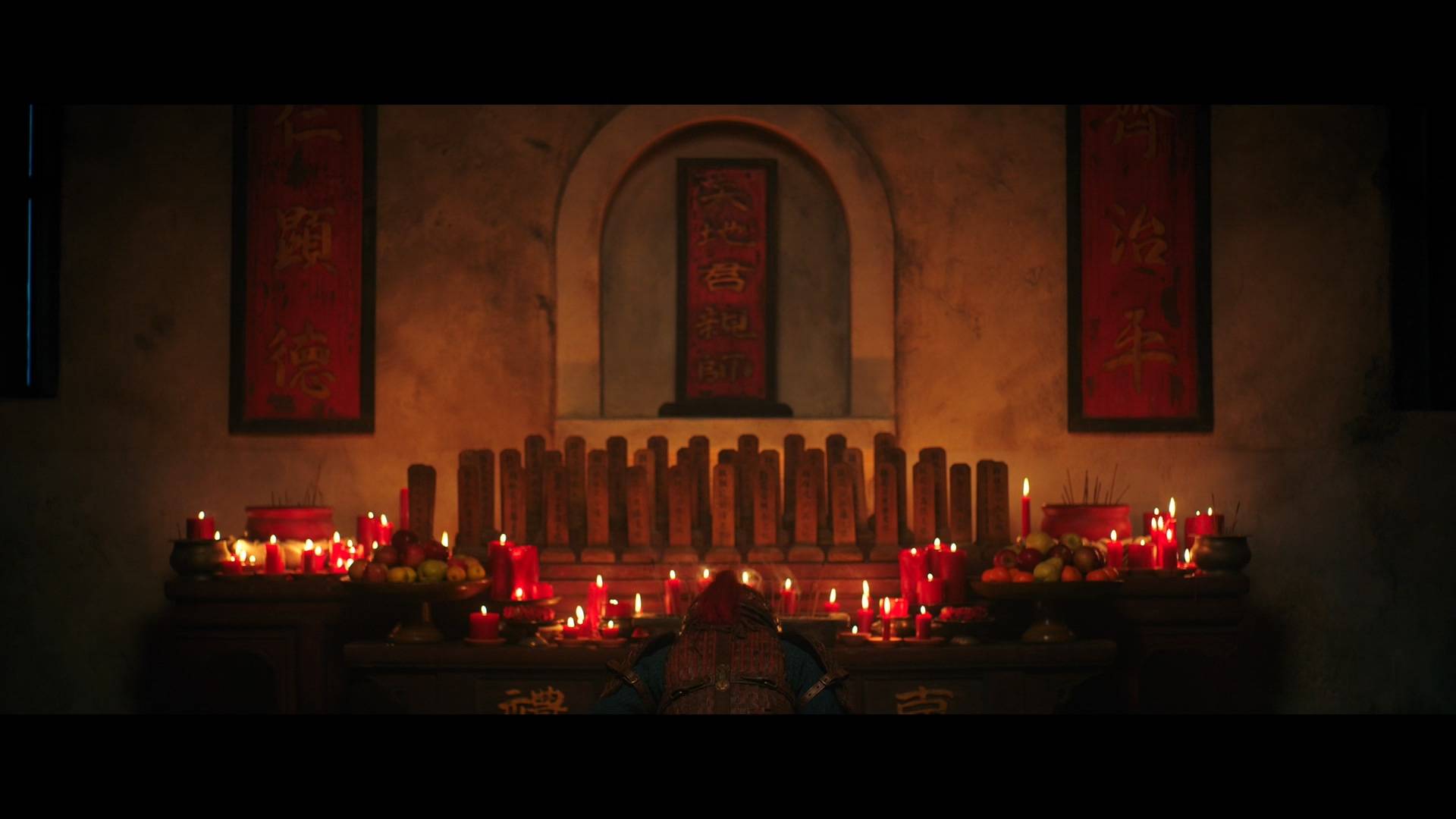 土楼祠堂鹅黄妆,玉佩对联忠勇真,满满中国风也救不了《花木兰》