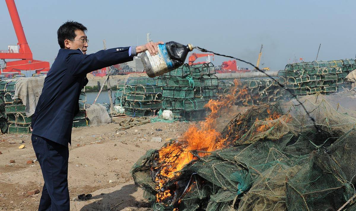 天然水域禁用32种渔具和捕捞方法,江西老表:爆护的时代即将来临