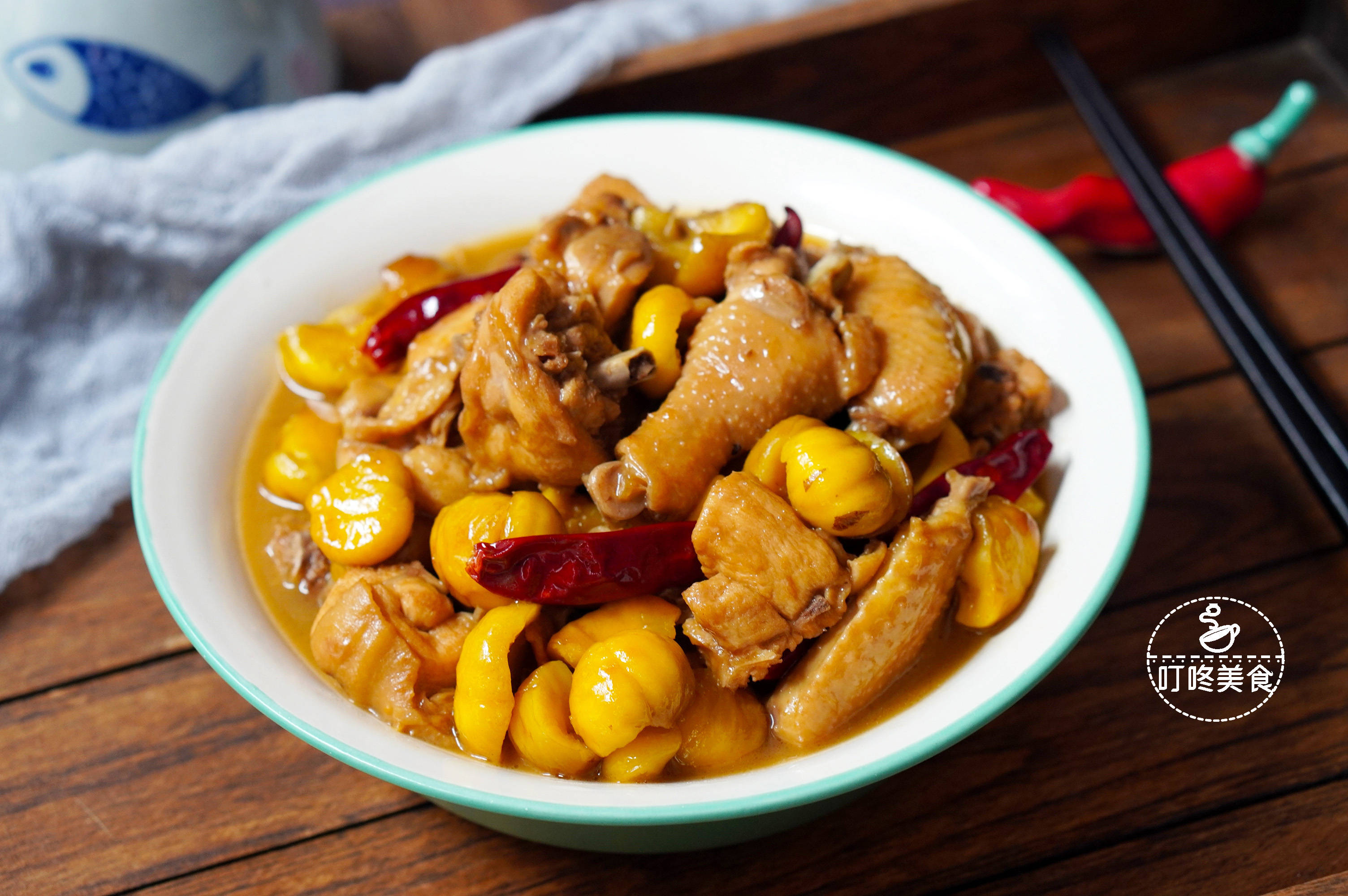 秋天,多给孩子吃这种肉,25元1斤,跟板栗一起炖太香了,特下饭_鸡肉