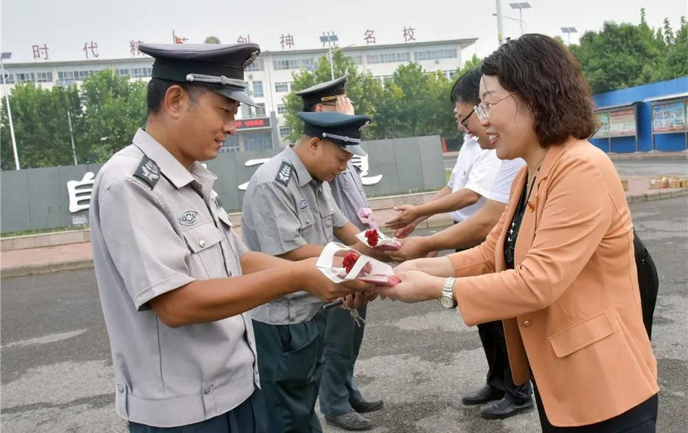 陕州中学校长程昕蕾图片