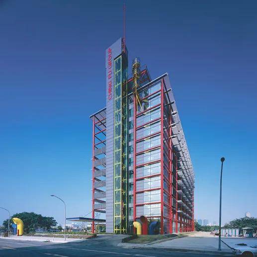 理查德罗杰斯建筑最能代表现代世界的美学