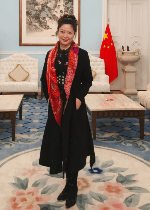 毕小洋顾谦吕慧敏朱世杰同时,国家京剧院向东莞市民展示阵容齐整,舞台