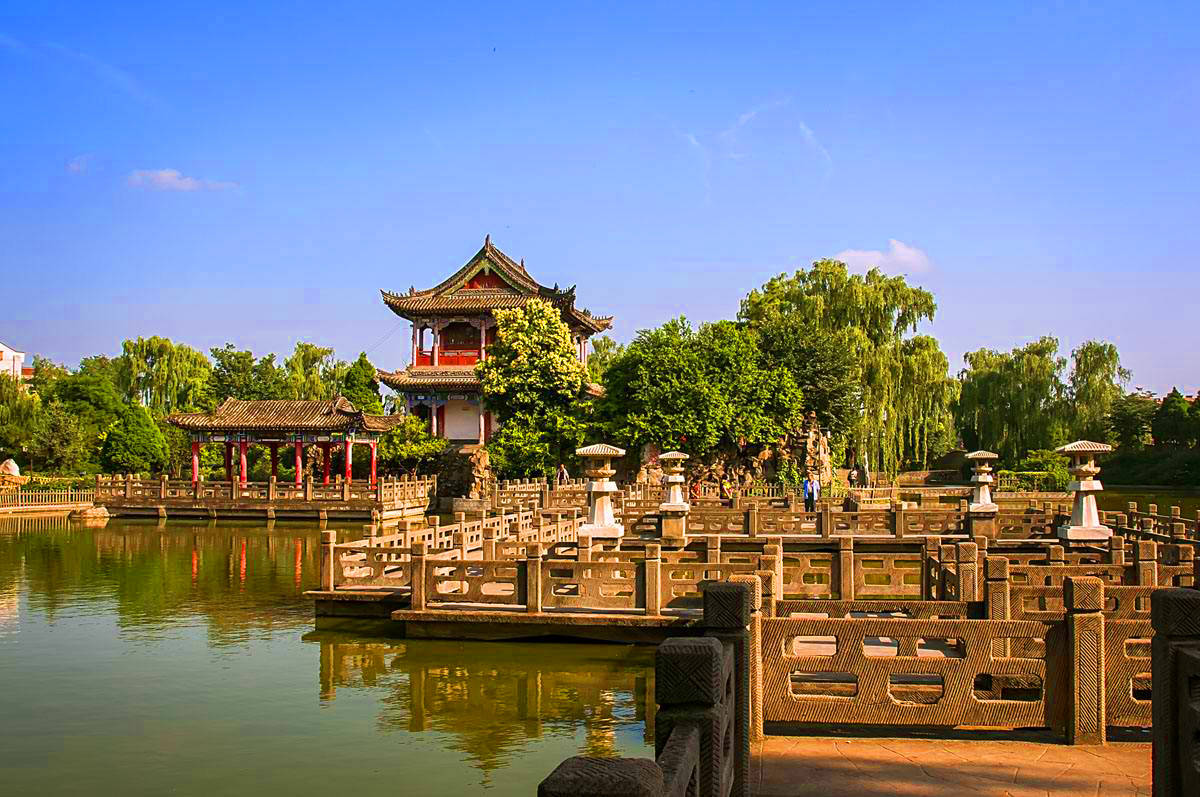 陕西宝鸡最强的县,是历史文化名城,火车站不在县城内_凤翔县