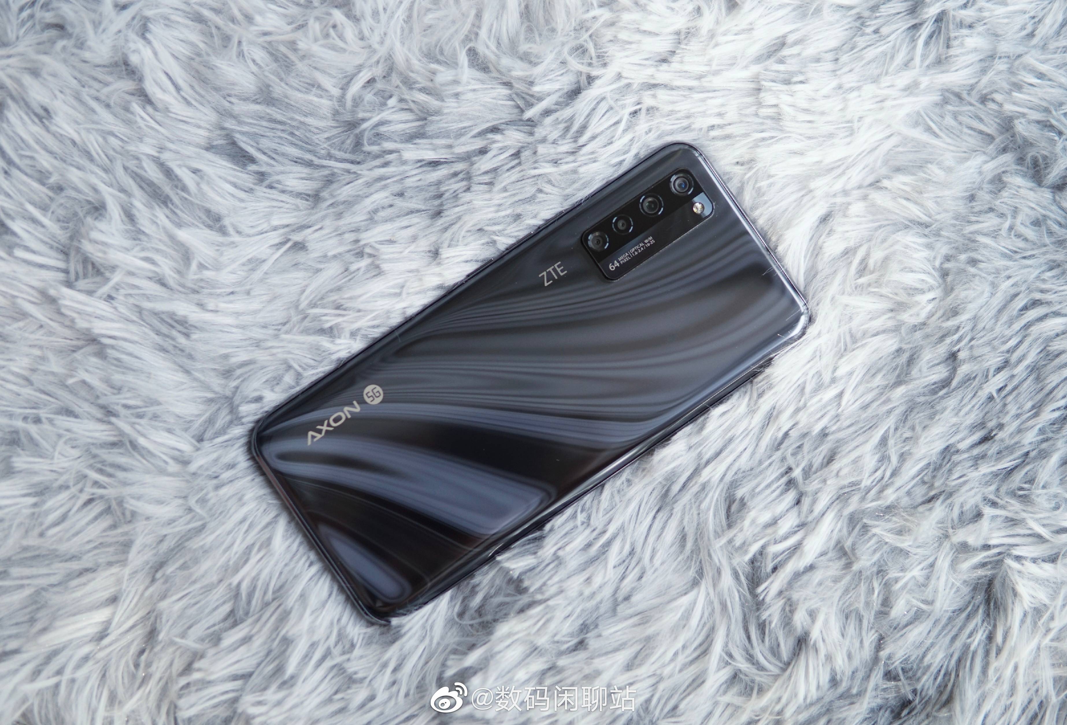 原创全球首款屏下前摄表现如何中兴a20开箱体验