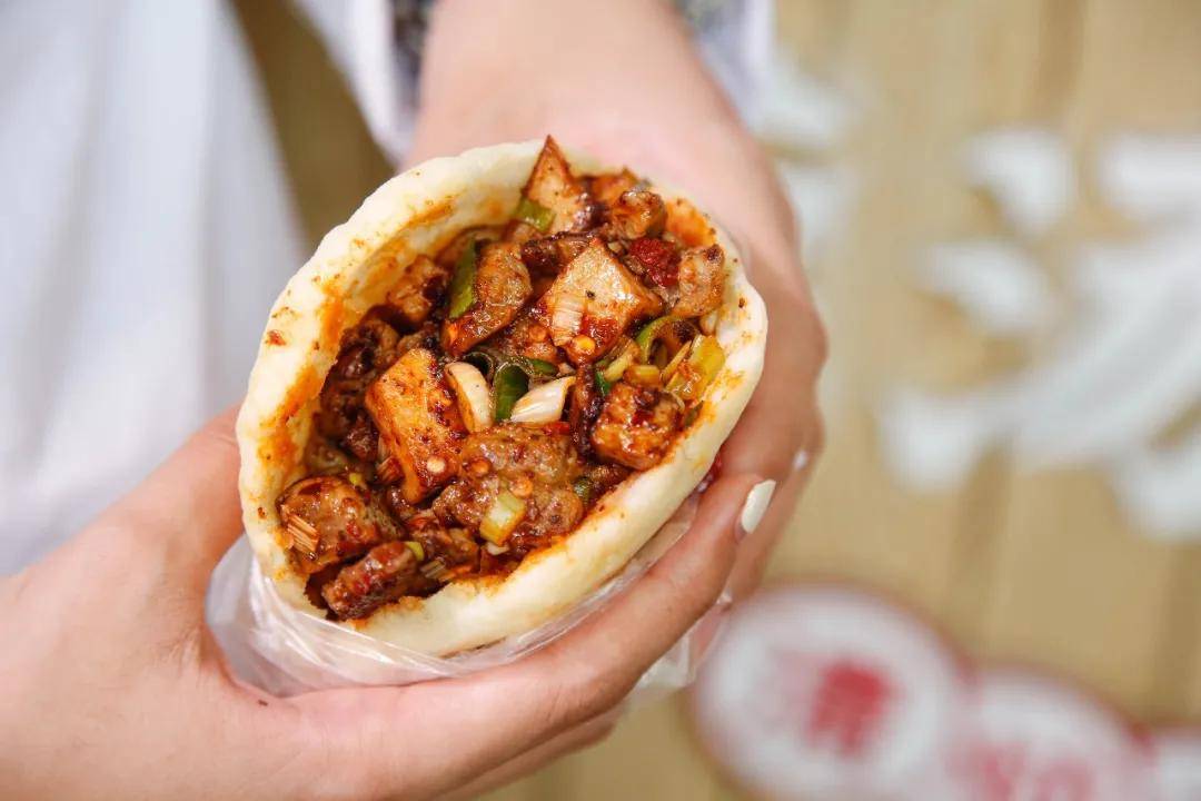 灌汤烧饼免费吃火爆郑州的豫小七落户许昌啦好吃到上头