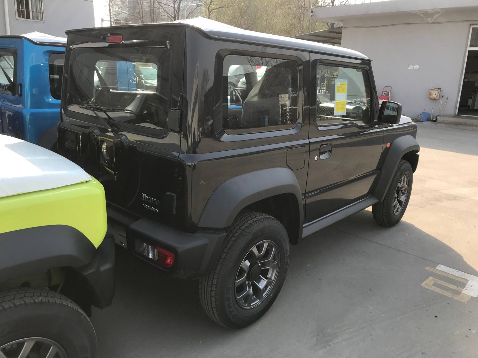 2019新款进口铃木吉姆尼 功能齐全强劲动力