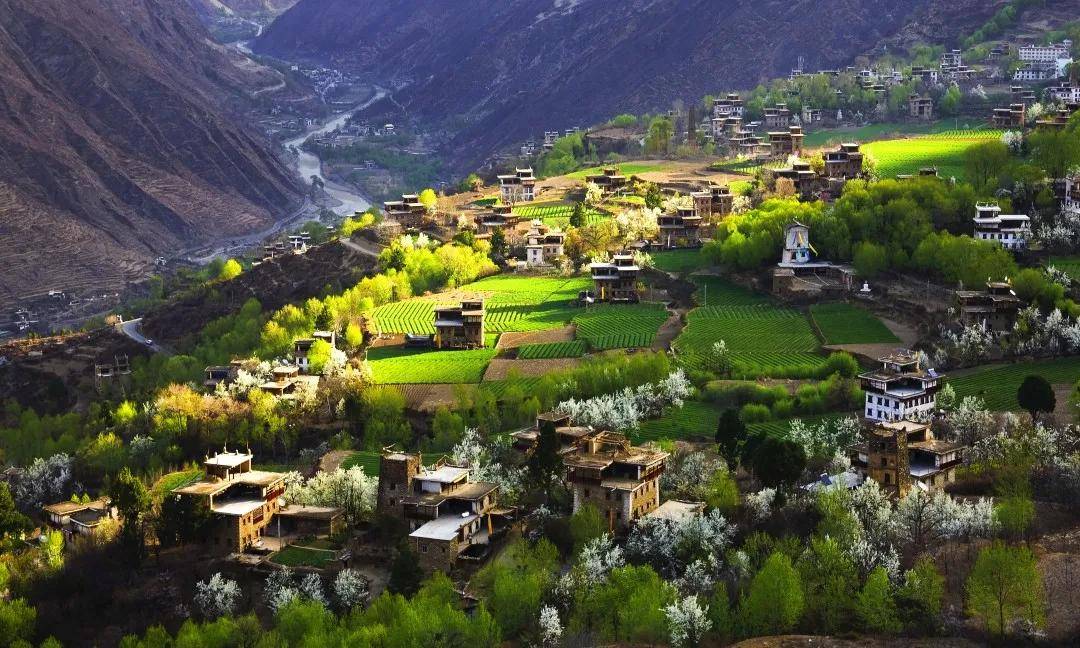 这场图片展 带你看遍甘孜州,阿坝州,凉山州绝美景色