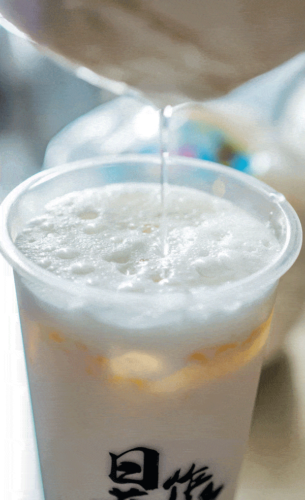 日作茶志生打椰椰奶冻上线,还有咸蛋黄奶盖,先吃蛋再喝茶!_岭南