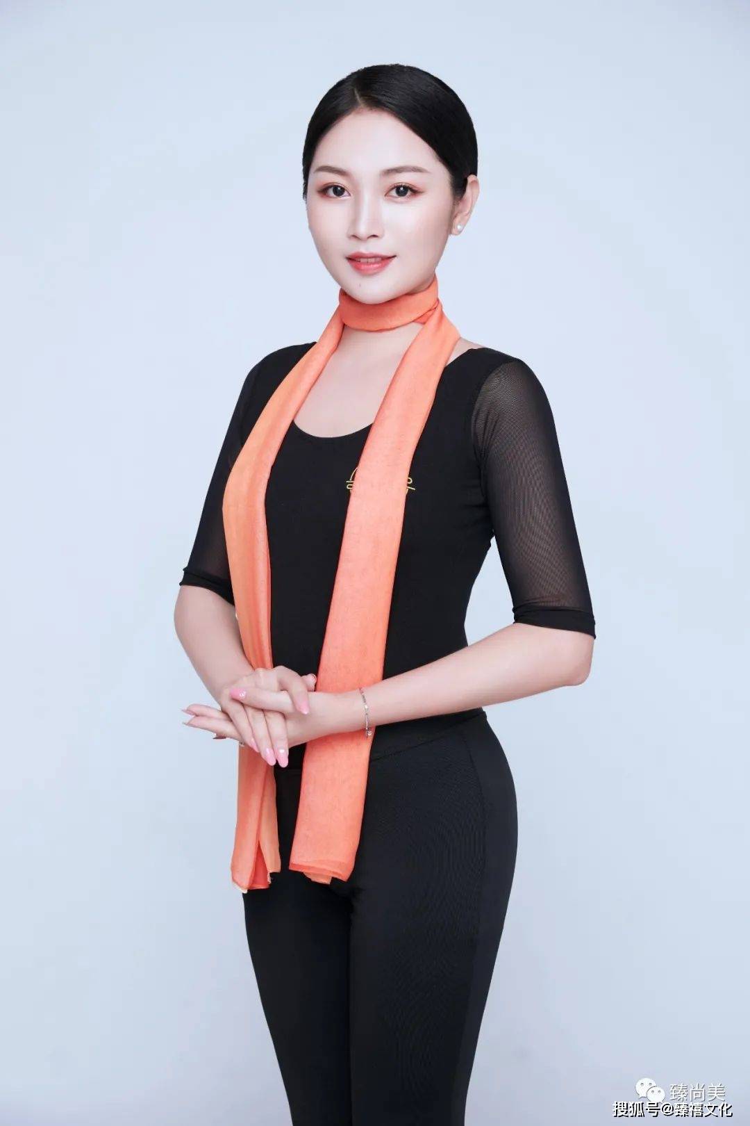 臻尚美形体礼仪导师晶晶老师