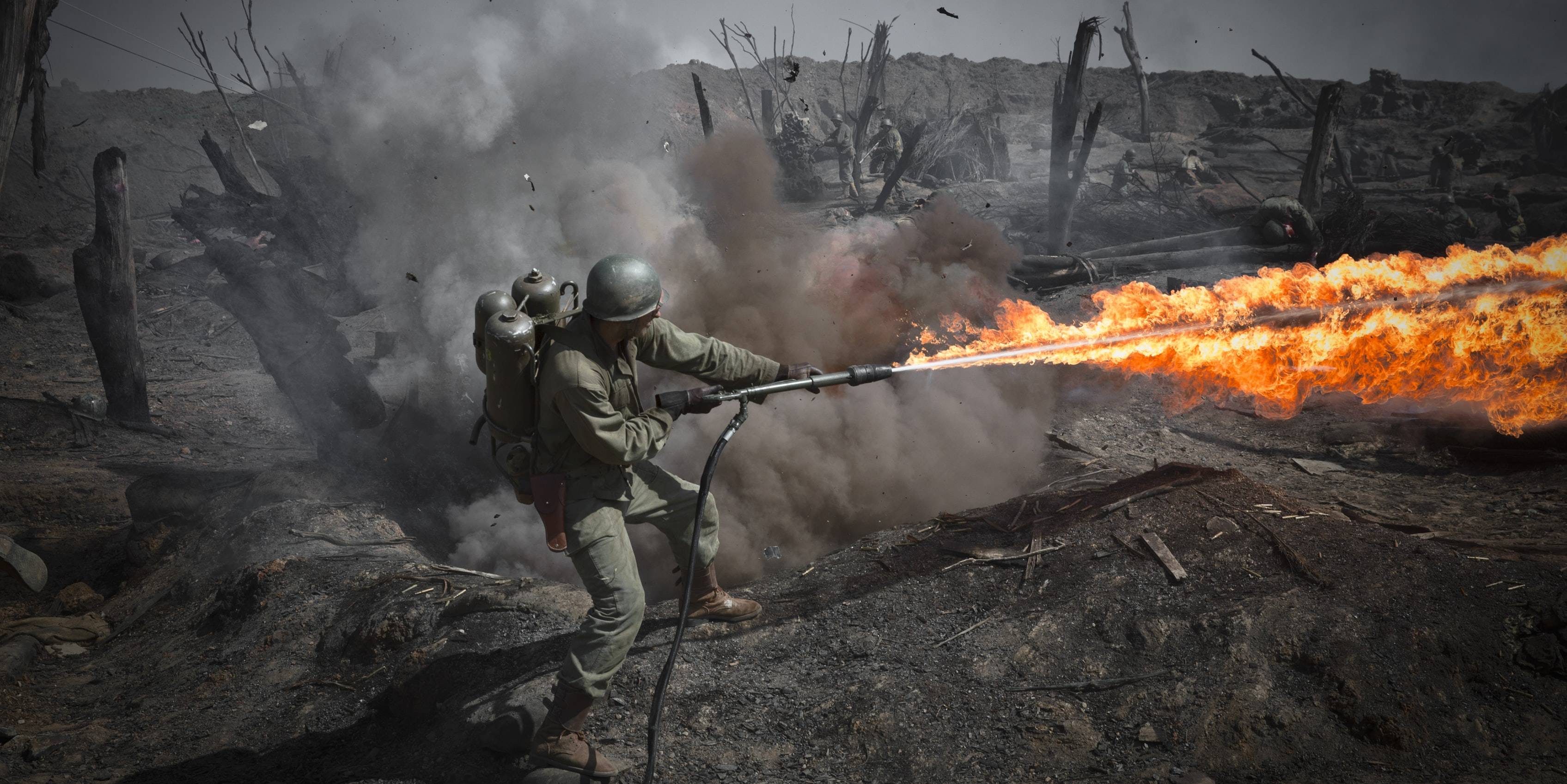 血战钢锯岭:男主因信仰不愿拿枪,被队友嫌弃,最终却创造了奇迹_手机