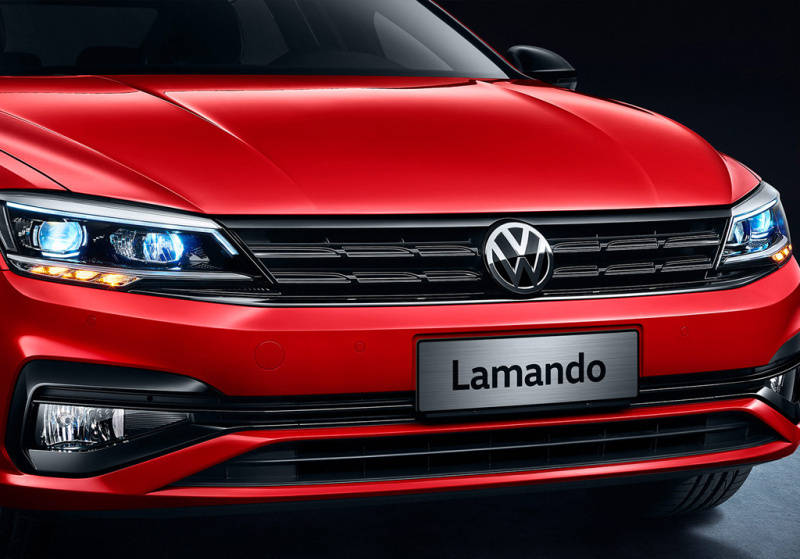 全新2021款凌渡,共推出风尚版,舒适版,豪华魅影版三个车型版本,取消