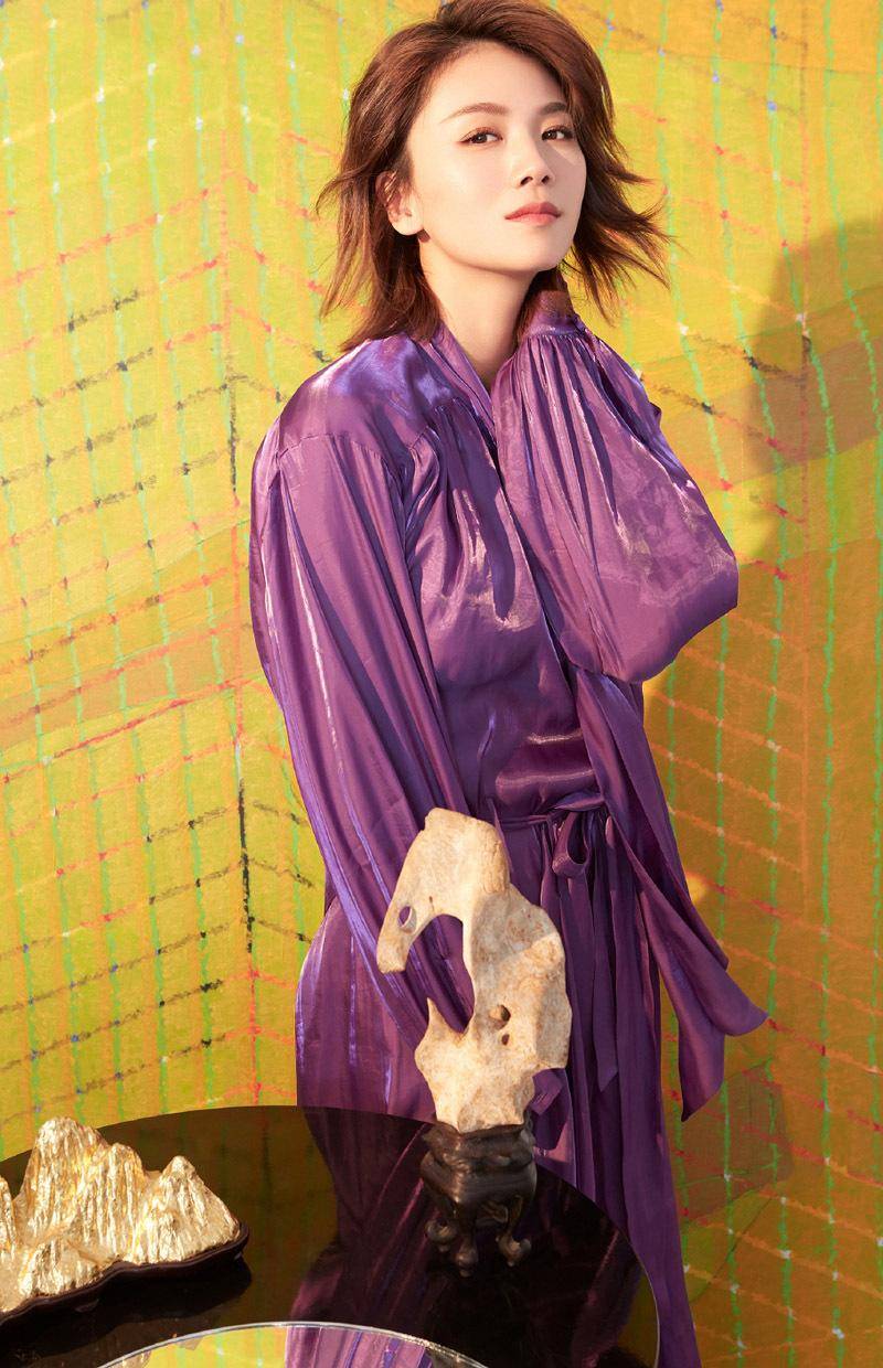 陈思诚"宠了"她三年,转身娶了佟丽娅,今36岁的她依然单身_曹曦