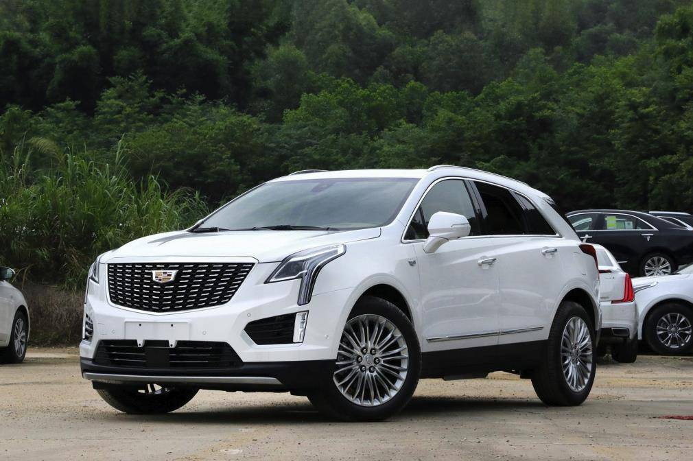 带250马力 9at,36万降至26万,却因车标卖不动_凯迪拉克