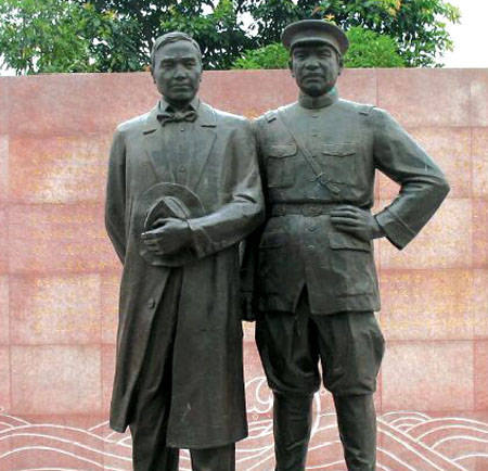 他是朱老总的结拜兄弟,还有一个女儿,成为周总理的养女_孙炳文