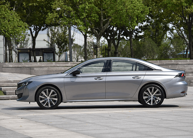 2021款东风标致508l正式上市新车售价1597万元起