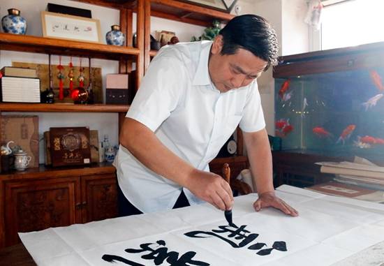 2020"迎中秋,庆国庆" 宣和·至臻书画名家展推荐书法家:潘奎