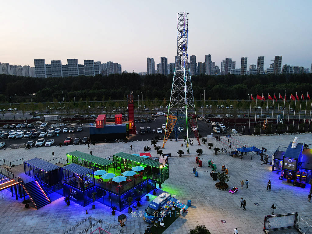 中国最大的集装箱小镇落户沈阳200个集装箱打造