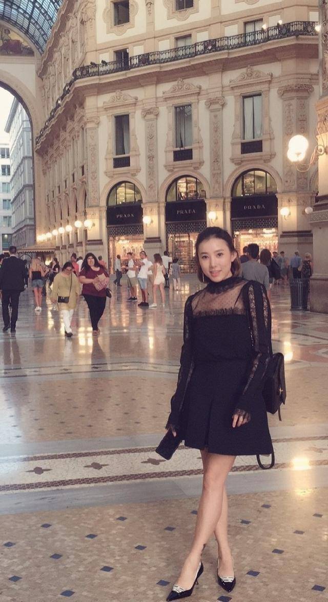 文筱婷是一众球队老板里面最年轻的一个,留学归来后