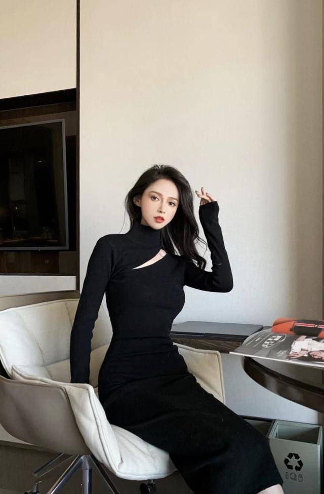 紧身的穿搭更撩人,穿出来的好身材,谁穿谁是女神