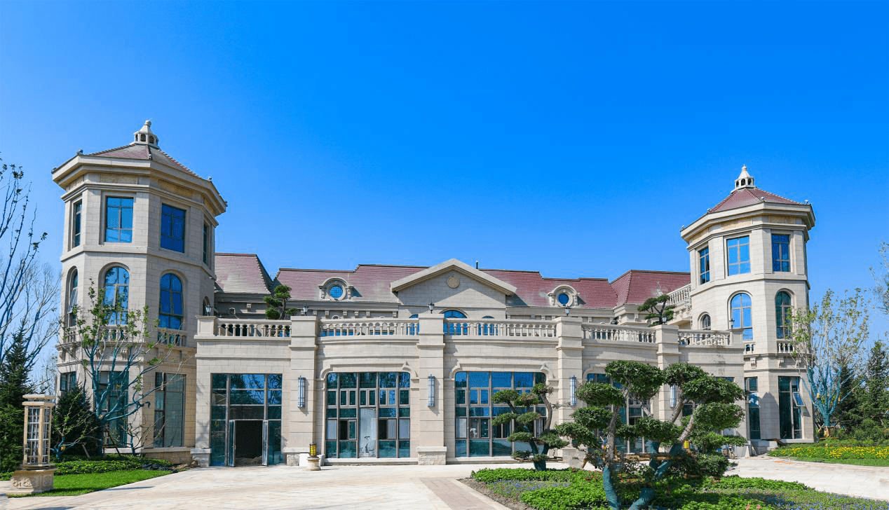 龙江恒大文化旅游城高奢居住区—滨江御府示范区实景图