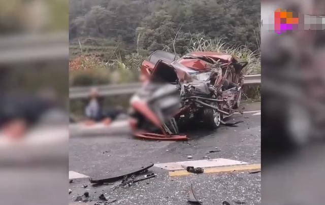 浙江发生一起事故,地点金华,小轿车4人不幸去世,场面让人痛心_手机