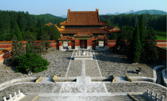 清朝皇帝驾崩后葬于东陵和西陵有何讲究昭穆之制是什么