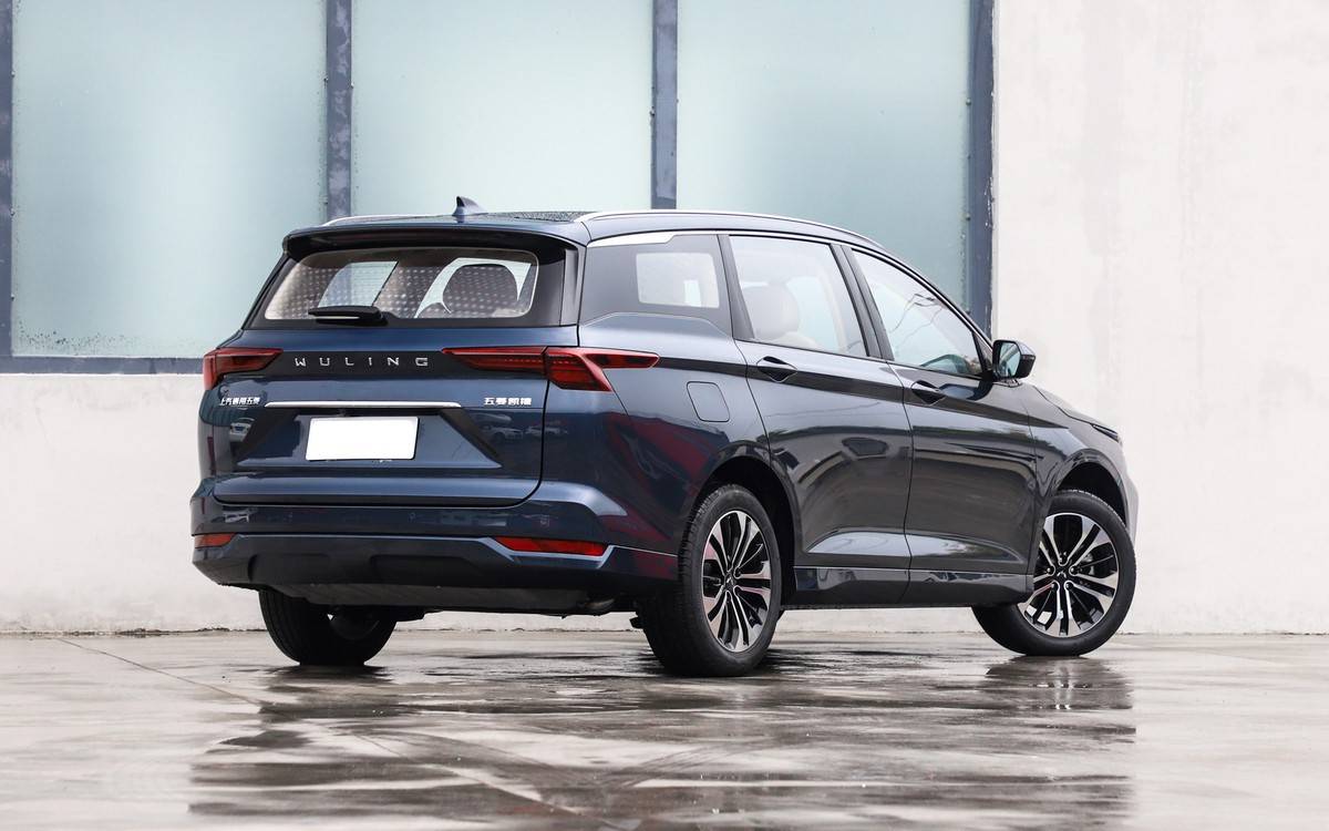 五菱凯捷上市银标航空座椅价格终于出来了898万起