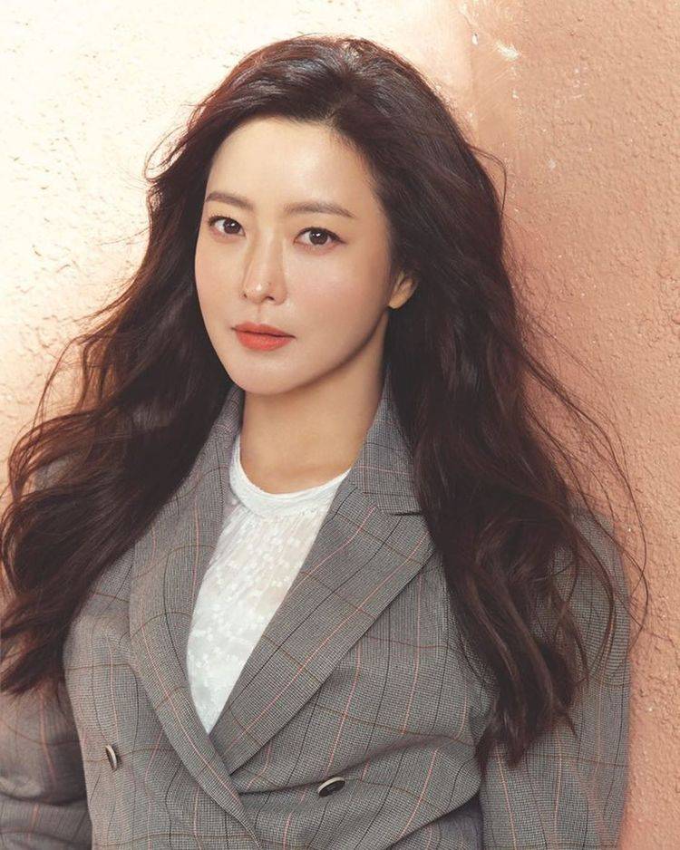 原创金喜善直言女儿长得不好看责怪丈夫基因太强大因此不敢生二胎