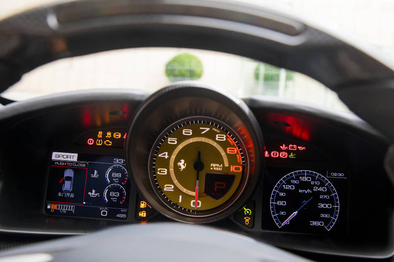 各取所需 澳康达法拉利488 gtb & gtc4lusso赏析