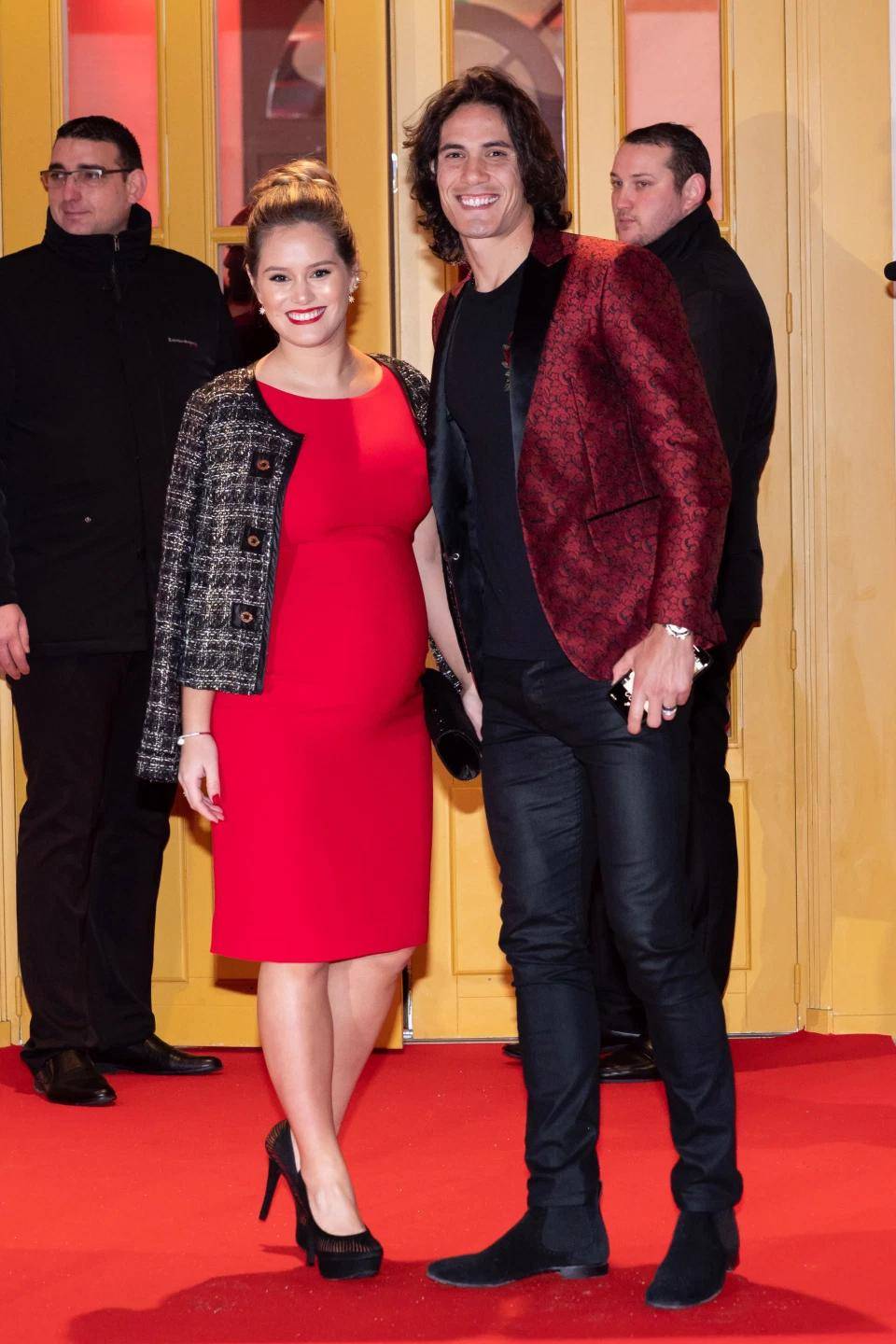 曼联锋霸卡瓦尼最大爱好竟是剪羊毛如果我不踢球我会成为农民