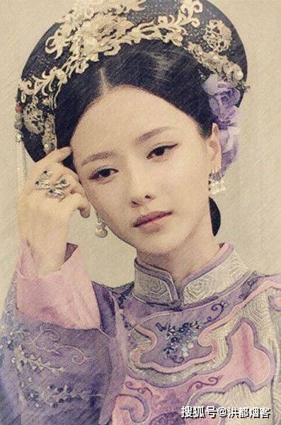 康熙十六年的八月,康熙封李氏为安嫔,王佳氏为敬嫔,董氏为端嫔,马佳氏