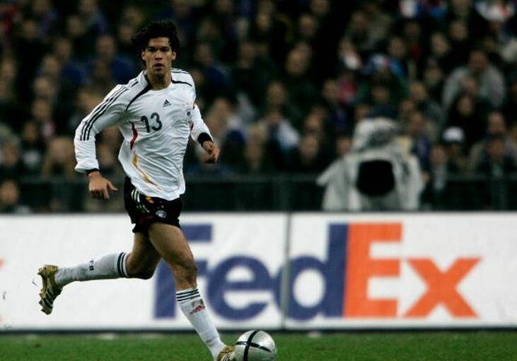 他是一名中场多面手,但是却被称为亚军之王_巴拉克