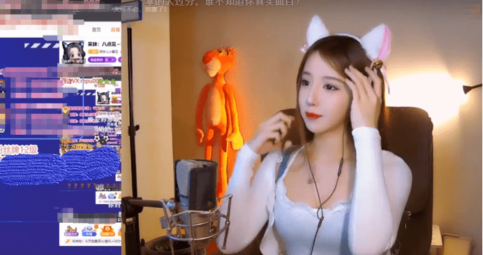 呆妹要将性感进行到底?秀大胆装扮,却被吐槽"海绵宝宝"!