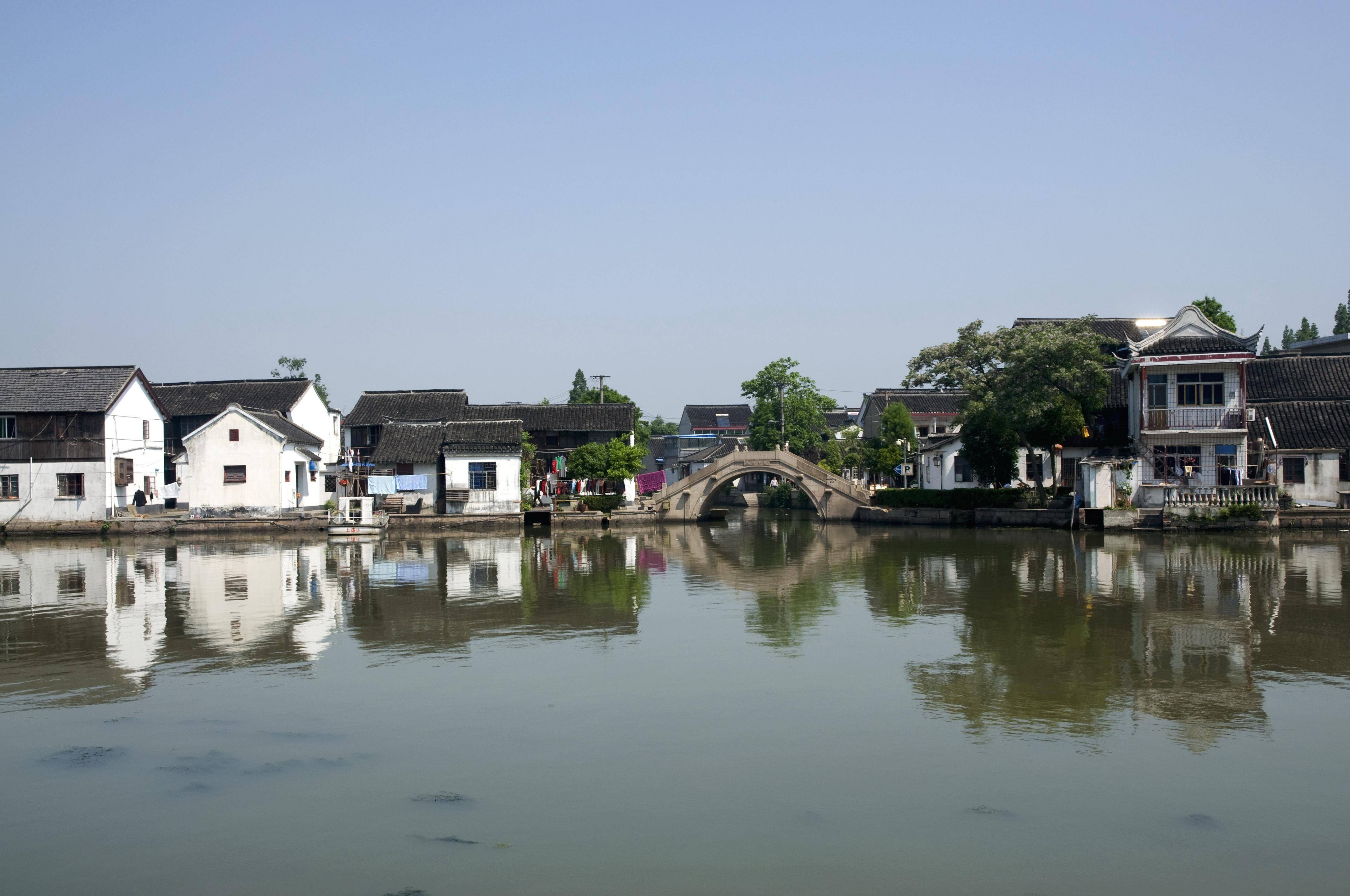 苏坛:《小城旧事》_手机搜狐网